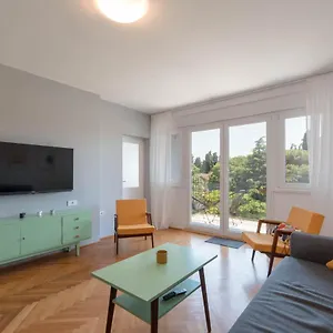 Appartamento Nona Mileva, Pola